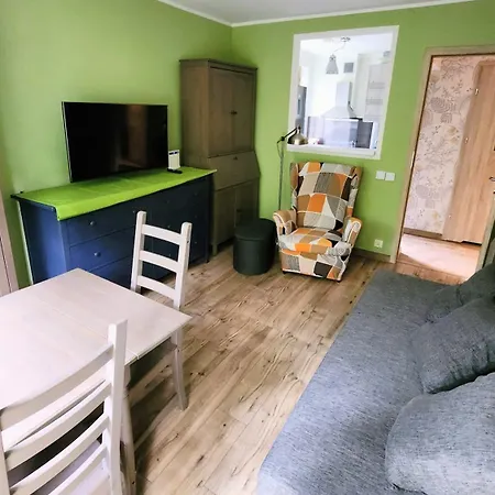 Corner - 3-room In Centre Apartment *